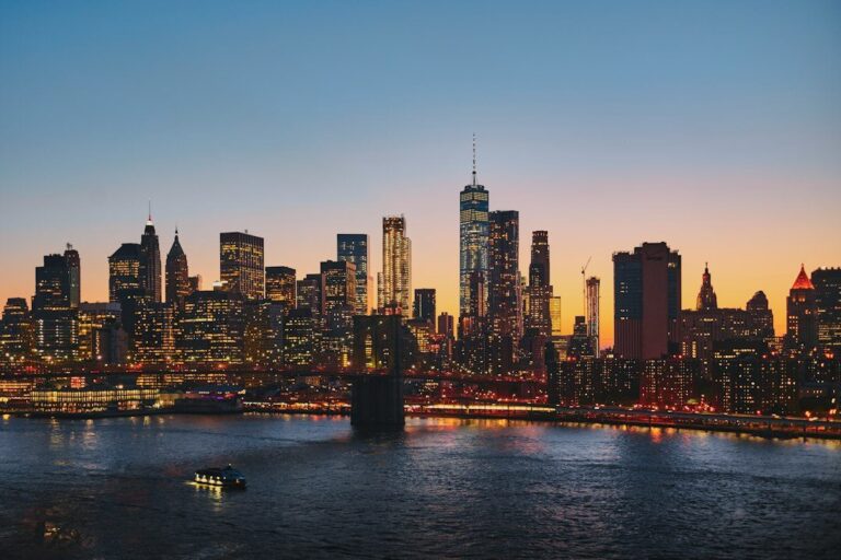 Vista dos prédios de Nova York, representando a abertura de empresa nos Estados Unidos